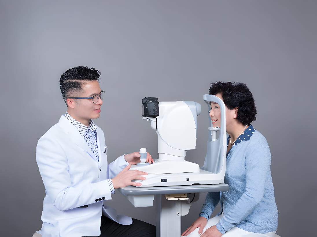 Cityplaza LensCrafters -2 , 太古城中心亮視點 -2, 太古城中心亮视点 -2